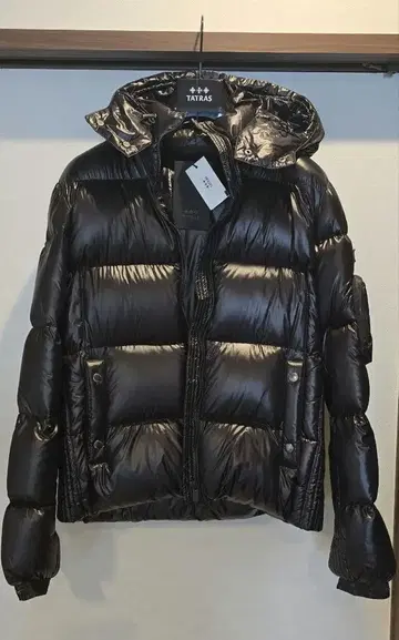 극미품 TATRAS BELBO 타트라스 벨보 다운 자켓