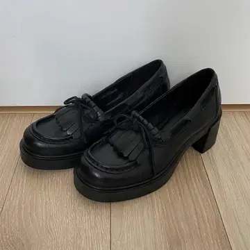 ECCO 로퍼 블랙 가죽 신발 힐