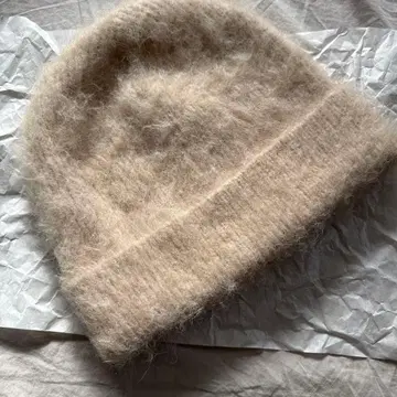 TOTEME 모헤어 비니 크림