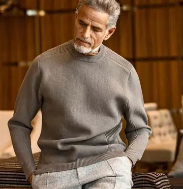 AKM Contemporary 블로킹 디자인 믹스 리브 에어리 니트