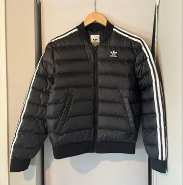 adidas 블랙 다운 자켓