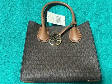 Michael Kors 다크 브라운 핸드백 택 포함 새상품