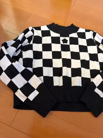 마리콴트 체커 패턴 긴팔 니트