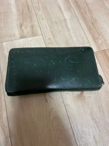 다크 그린 가죽 장지갑
