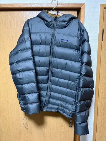 파타고니아 하이로프트 다운 후디 그레이 남성용 L 다운 자켓 컨디션 최상