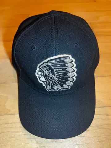 POLO 인디언 헤드 자수 캡 블랙