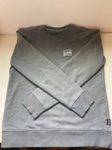 patagonia 그레이 크루넥 트레이닝복 M