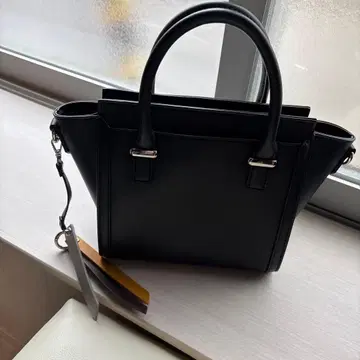 AZUL by MOUSSY 블랙 핸드백