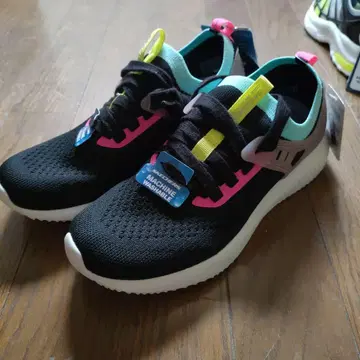 23cm SKECHERS 머신 워셔블 스니커즈