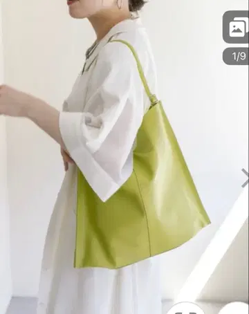 ear PAPILLONNER 천연 가죽/경량 넙적 원 핸들백 라임