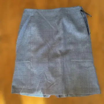 STRAWBERRY-FIELDS 리본 포함 타이트 스커트 옅은 블루