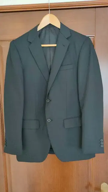 다크 그레이 비즈니스 정장 세트