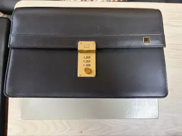 블랙 가죽 클러치백 던힐 dunhill