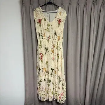 리버 아일랜드 꽃무늬 플리츠 원피스 12호