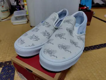 VANS 클래식 슬립온 10H VN 품번