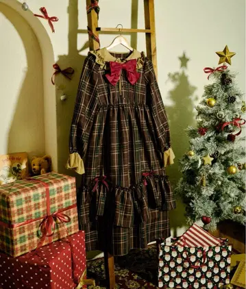 [ 틸과 레트로 ] 벨로아 리본 체크 티어드 리본 원피스 브라운