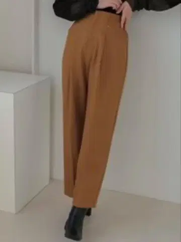 브라운 폴리카 팬츠