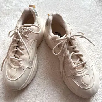 ZARA 통굽 스니커즈 40 기재 화이트