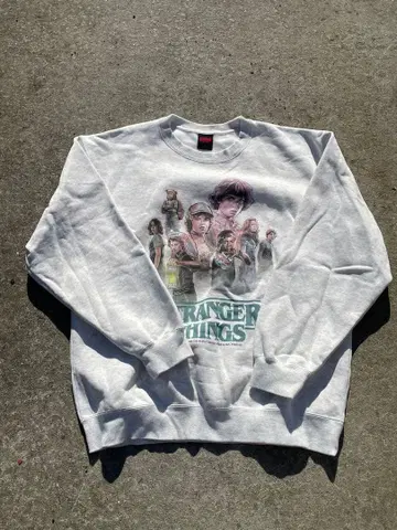 STRANGER THINGS 그레이 XL 맨투맨 GU