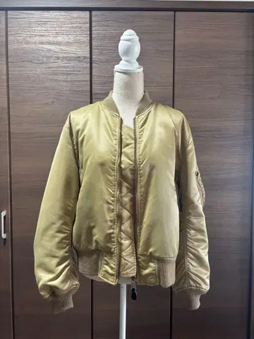 MA-1 플라이트 자켓 골드