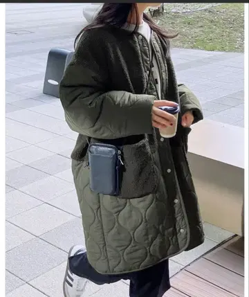 올리브 그린 퀼팅 롱 자켓 M