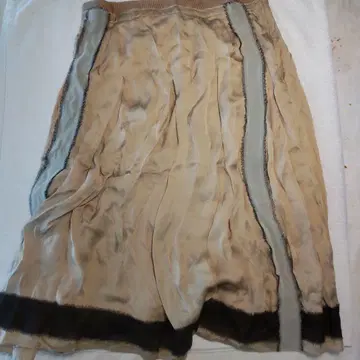 바네사브루노 스커트