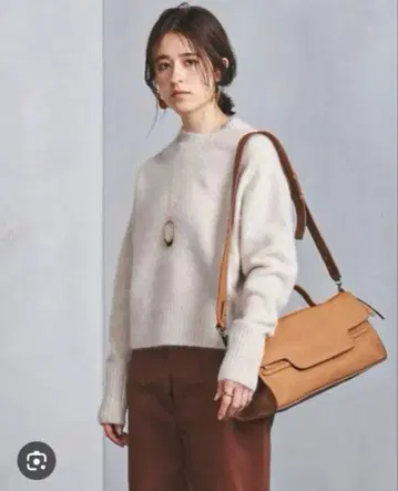 UNITED ARROWS UWSC 폭스 크루넥 니트