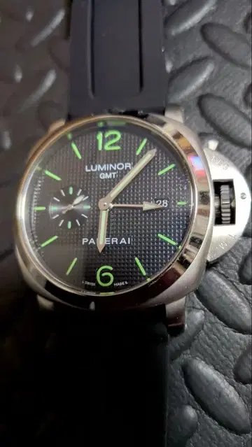 불명 자동 와인딩 시계