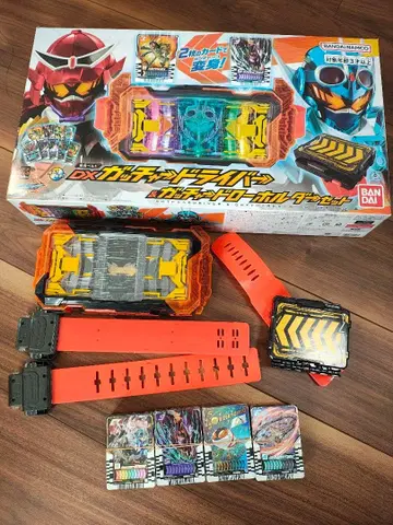 DX 갓챠드 라이버 & 갓챠드 로우 홀더 세트