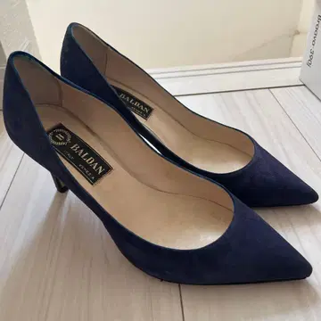 BALDAN 네이비 스웨이드 펌프스 37