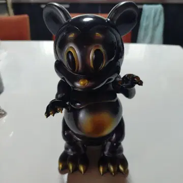 블랙북토이마우지라