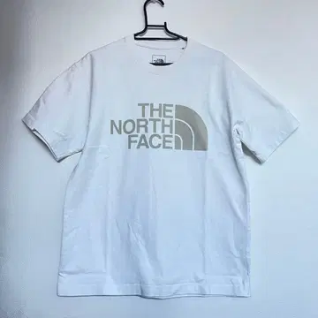 THE NORTH FACE 화이트 T셔츠