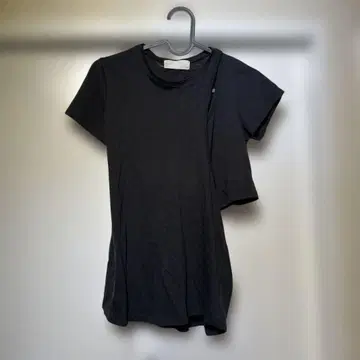 little Suzie 블랙 반팔 T셔츠