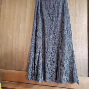 VERMEIL 그레이 레이스 플레어 스커트