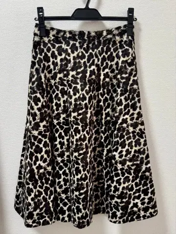 레오파드 무늬 플레어 스커트 퍼 소재