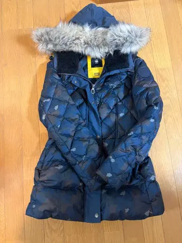 네이비 퀼팅 다운 자켓