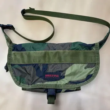 [ USA ] 브리핑 숄더 파우치