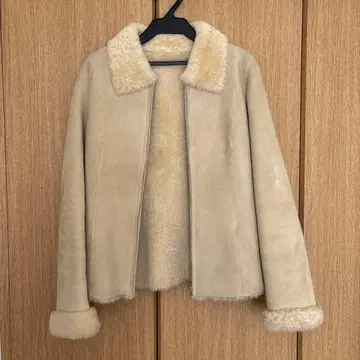 KUMIKYOKU 무스탕 코트 사이즈 2 베이지