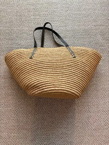 [산알시데] 라피아 바스켓백 물방울 패턴