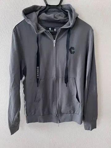 CRONOS 후드 부착 후드티 M 배송비 포함