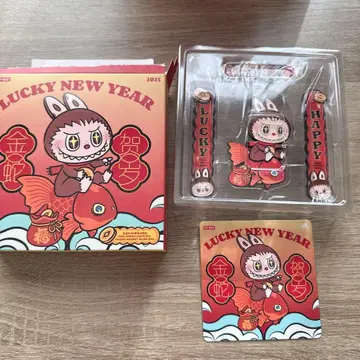 POPMART 럭키 뉴이어 마그넷