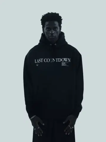 [새상품] 페이크 다큐멘터리 Q 공식 어패럴, 블랙 후드티