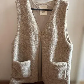 studio CLIP 베이지 베스트