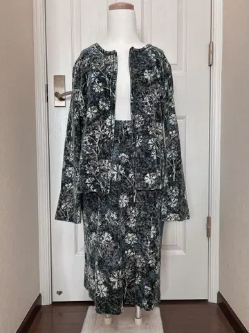 플로럴 벨로아 셋업