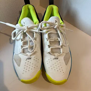 요넥스 테니스화 24.5cm
