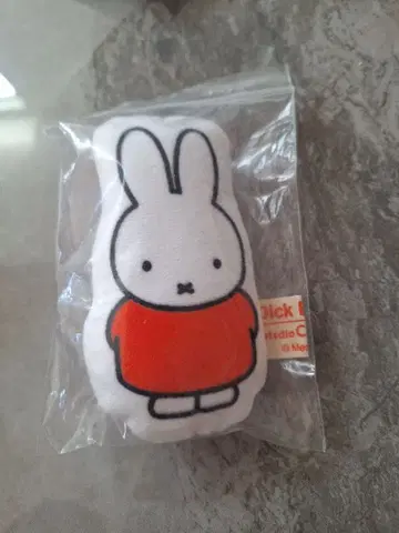 미피 참 studio CLIP 콜라보