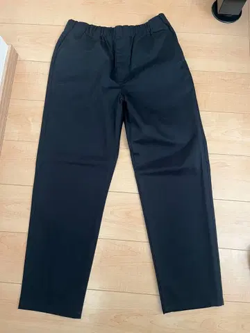 무인양품 블랙 이지 팬츠 M 사이즈 미사용 새상품