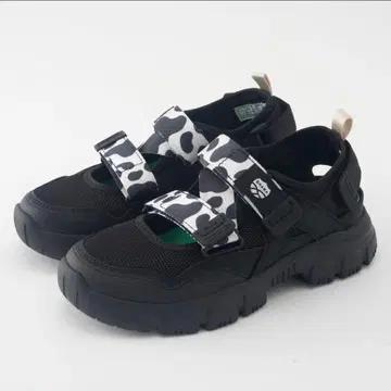 SHAKA 스니커즈 샌들 소 패턴 카우 패턴