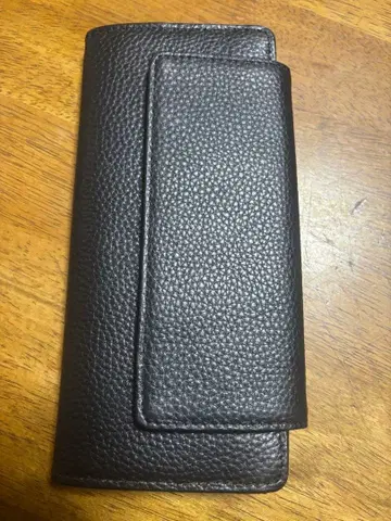 블랙 가죽 장지갑 플랩 포함