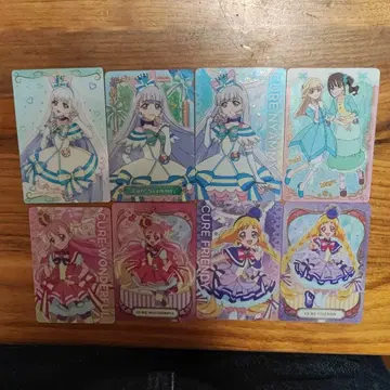 프리큐어 카드 세트와 완구